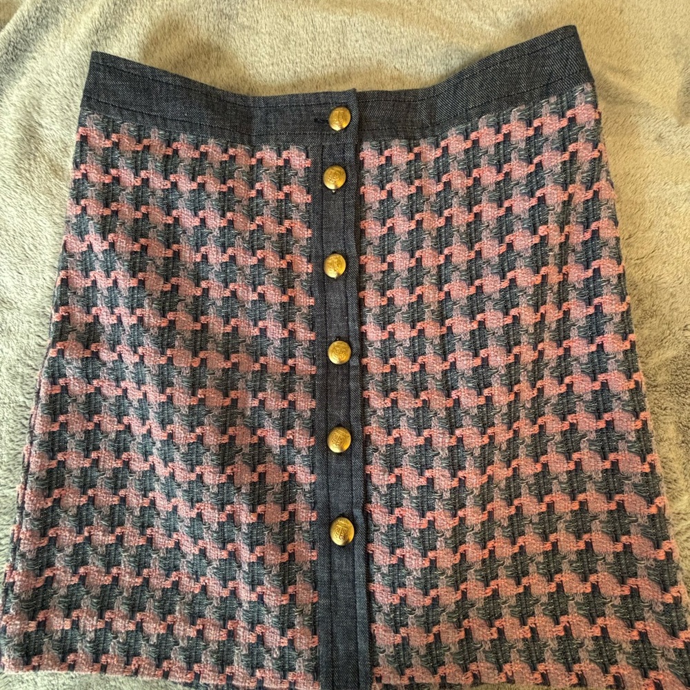 Talbots NWOT Chic tweed pink and denim blue Skirt.